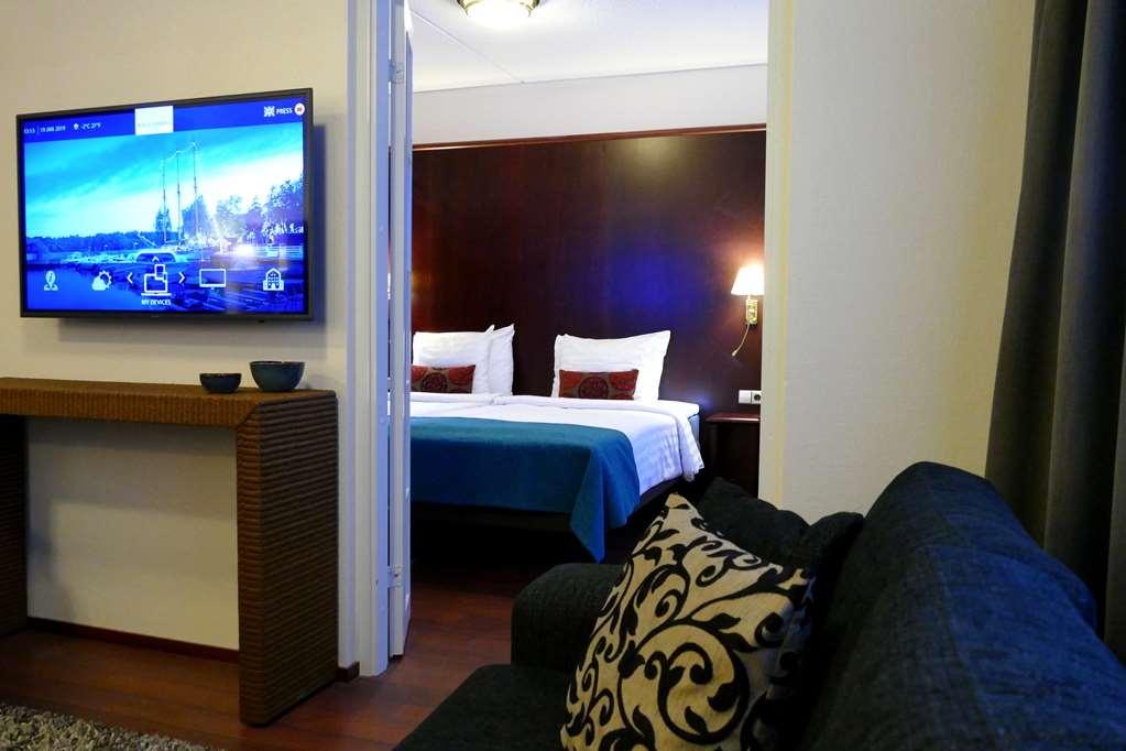 Hotel Kalliohovi Rauma Ruang foto
