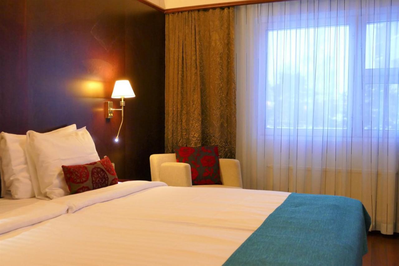 Hotel Kalliohovi Rauma Bagian luar foto